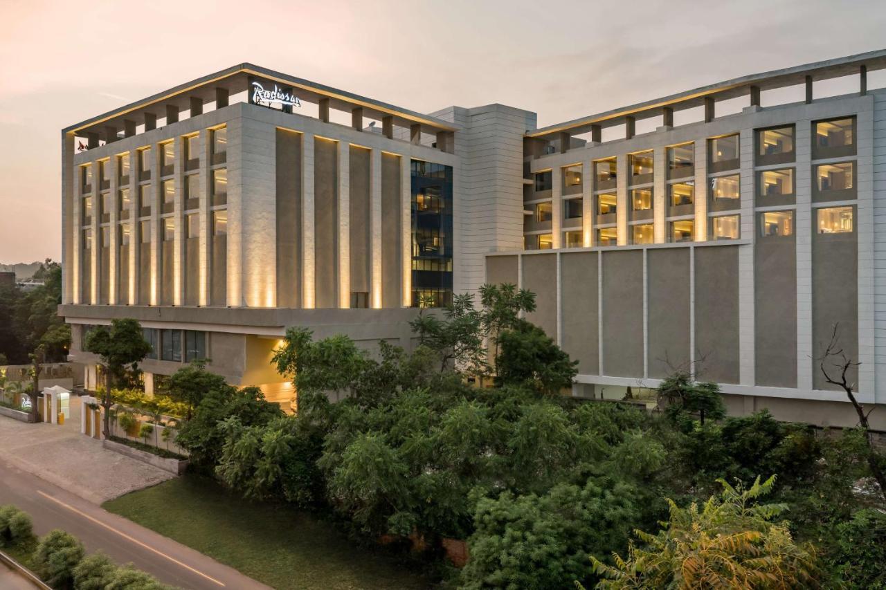 Radisson Bhopal Hotel ภายนอก รูปภาพ
