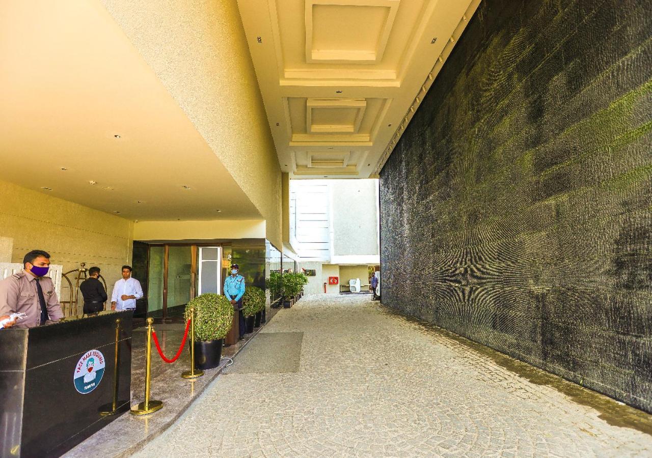 Radisson Bhopal Hotel ภายนอก รูปภาพ