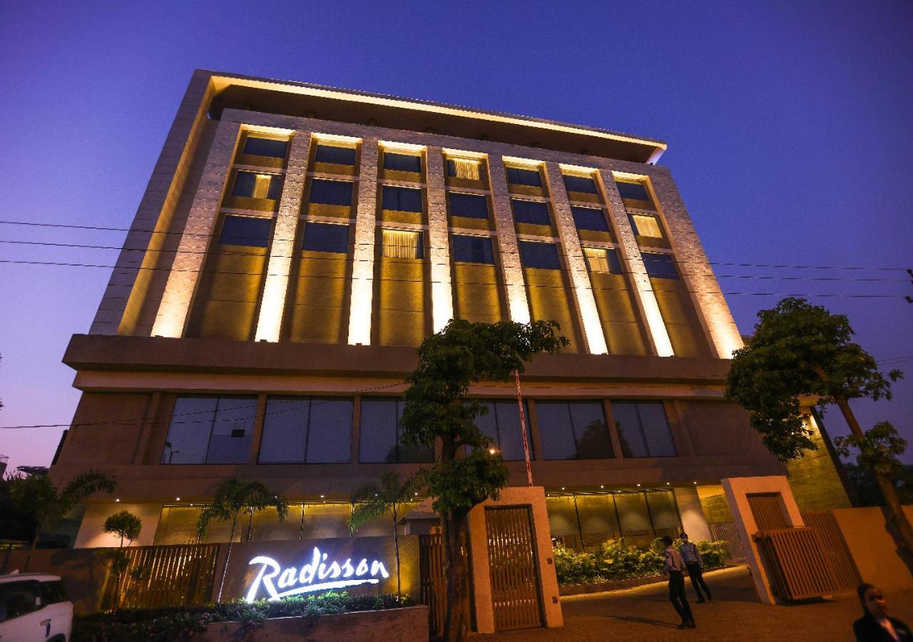 Radisson Bhopal Hotel ภายนอก รูปภาพ