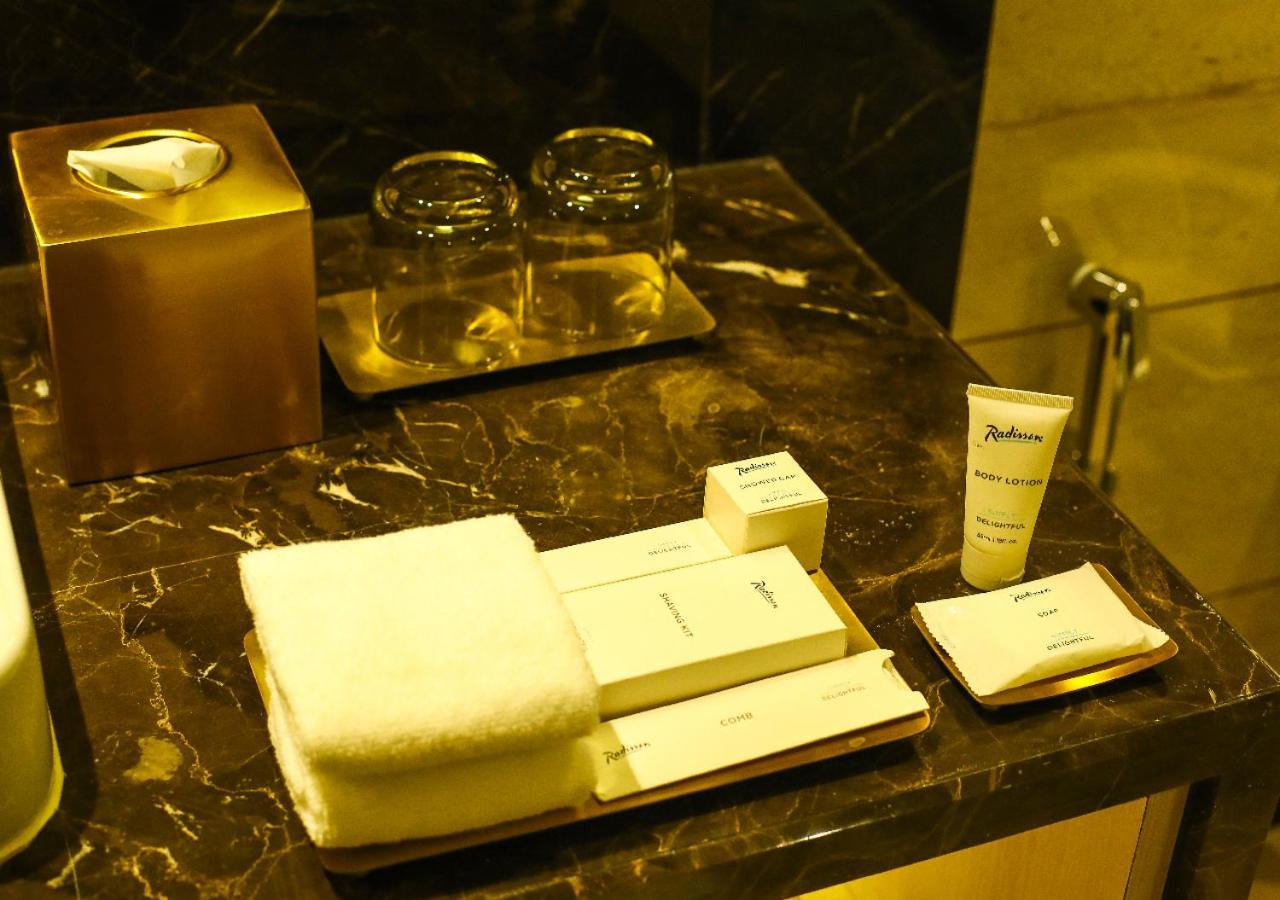 Radisson Bhopal Hotel ภายนอก รูปภาพ