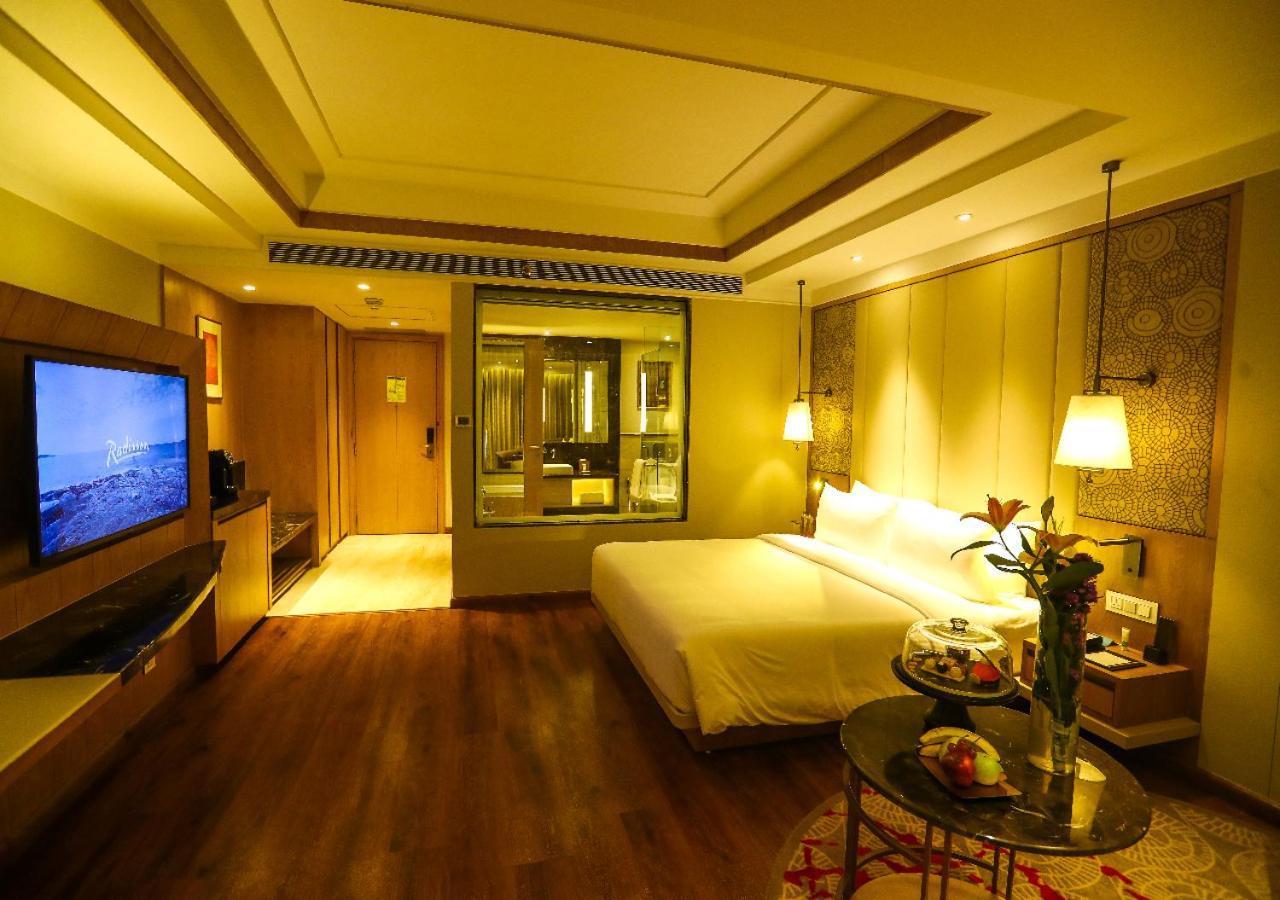 Radisson Bhopal Hotel ภายนอก รูปภาพ